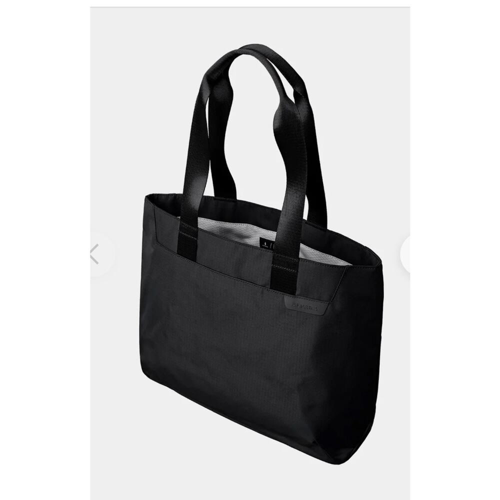 Alpaka Elements Tote Black Medium NWT